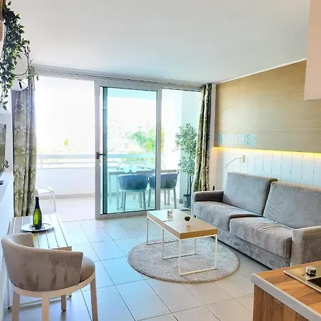 Lejlighed Moderno Apartamento Cerca De La Playa 18 *